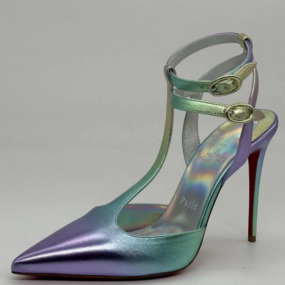 CHRISTIAN LOUBOUTIN SANDALS